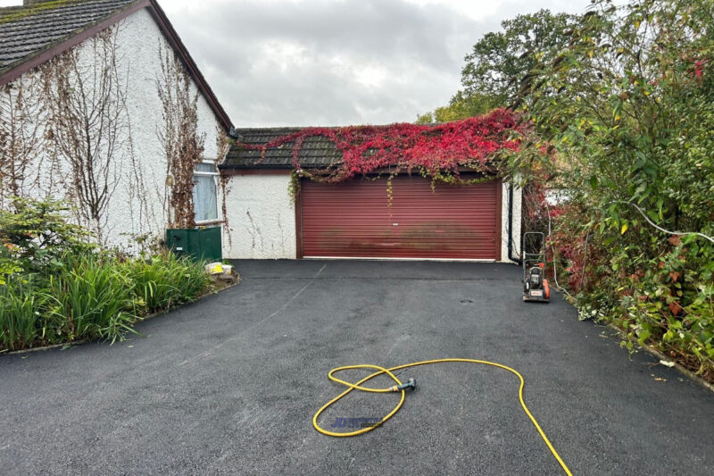 New-Tarmac-Driveway-in-Ashford-Kent-7