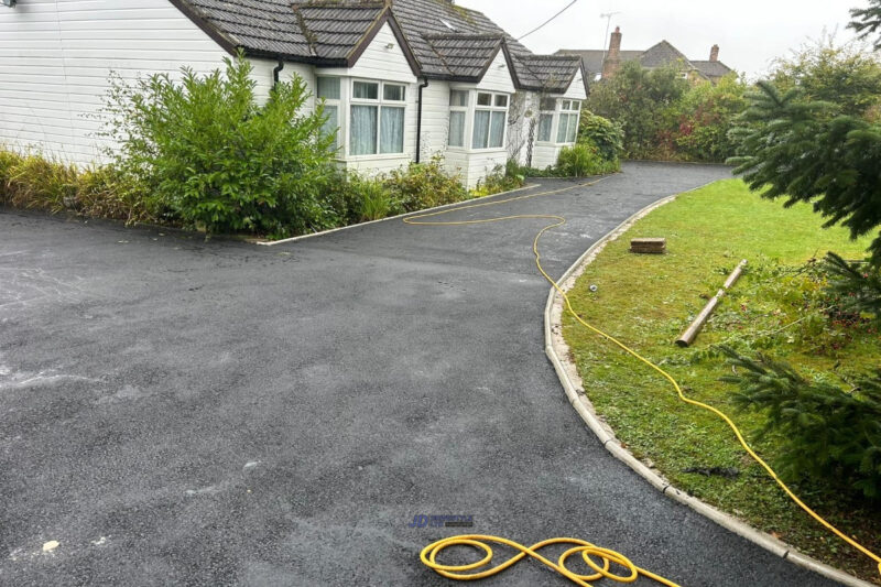New-Tarmac-Driveway-in-Ashford-Kent-9