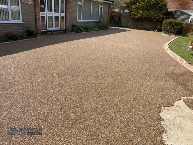 Resin-Bound-Driveway-with-Sleeper-and-Brick-Border-in-Ashford-6