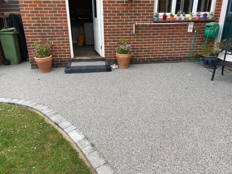 Resin-Bound-Patio-with-a-Brick-Border-in-Park-Farm-Ashford-8